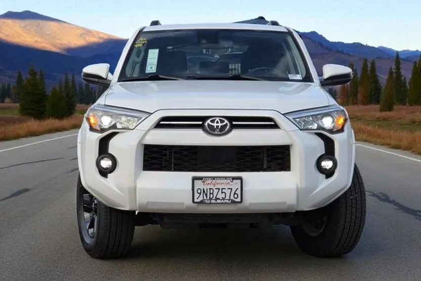 2024 Toyota 4Runner SR5 photo 1