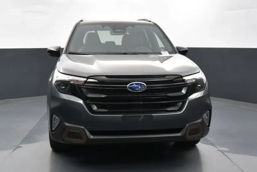 2025 Subaru Forester Sport photo 1