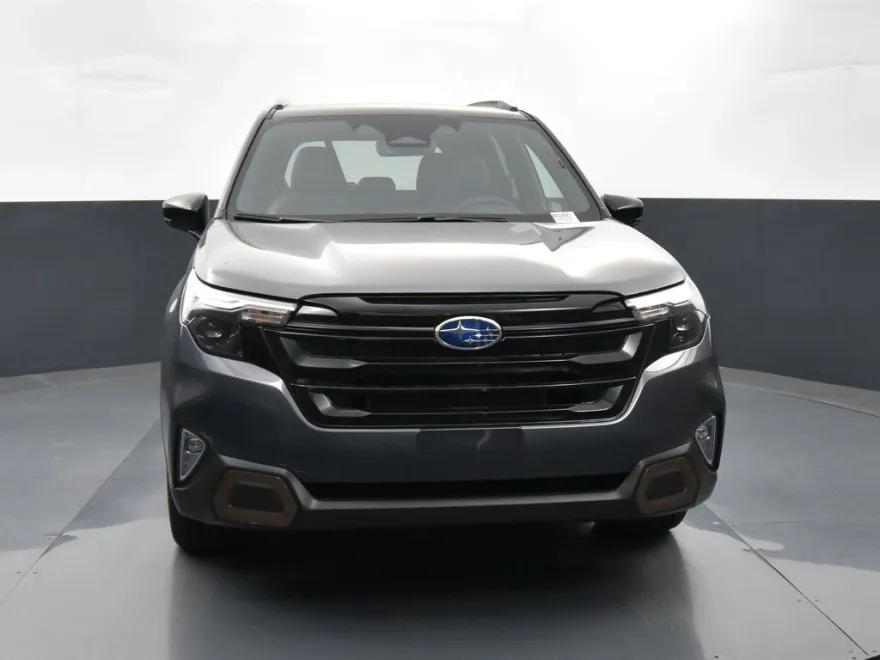 2025 Subaru Forester Sport photo 1