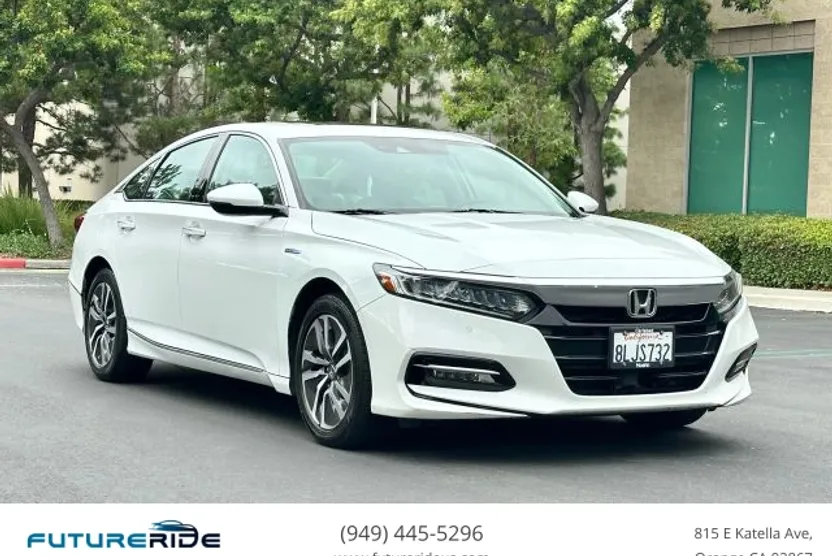2019 Honda Accord Hybrid Touring photo 1