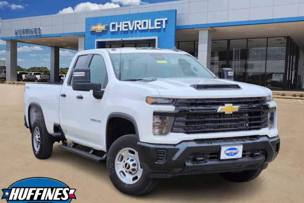 2024 Chevrolet Silverado 2500HD photo 1