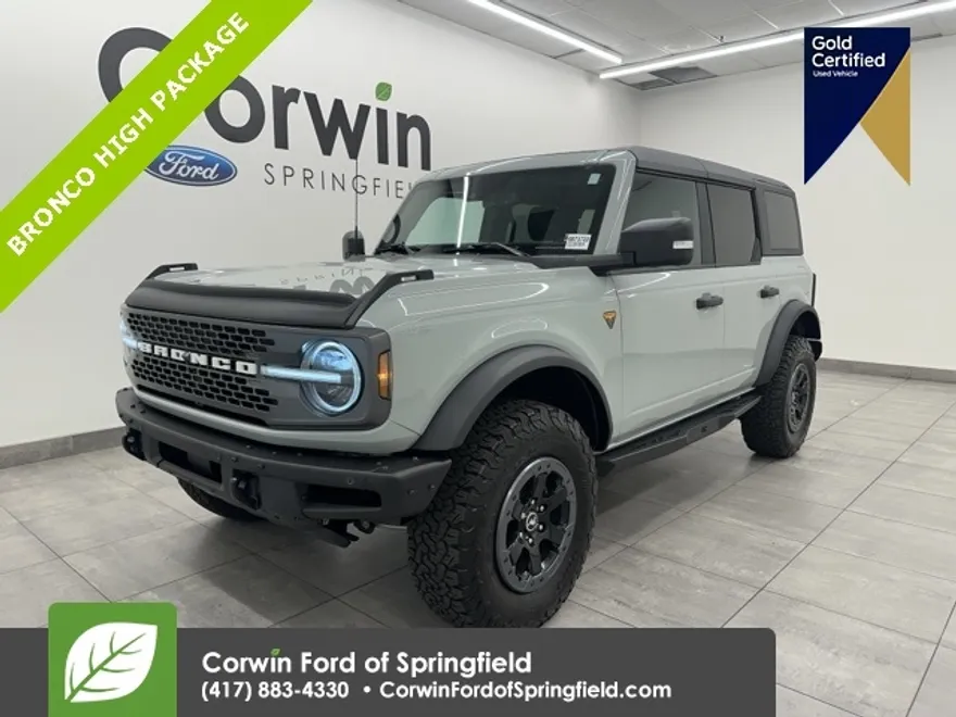 2022 Ford Bronco Badlands photo 1