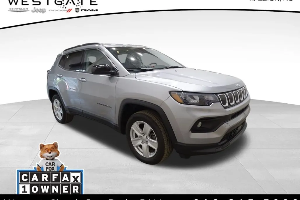 2022 Jeep Compass Latitude photo 1