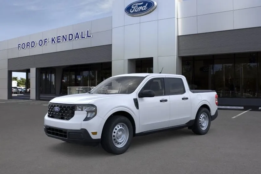 2025 Ford Maverick XL photo 1