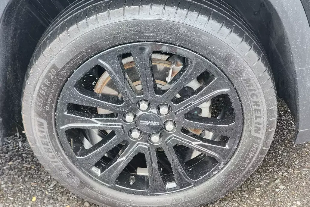 2023 Gmc Acadia SLE photo 1