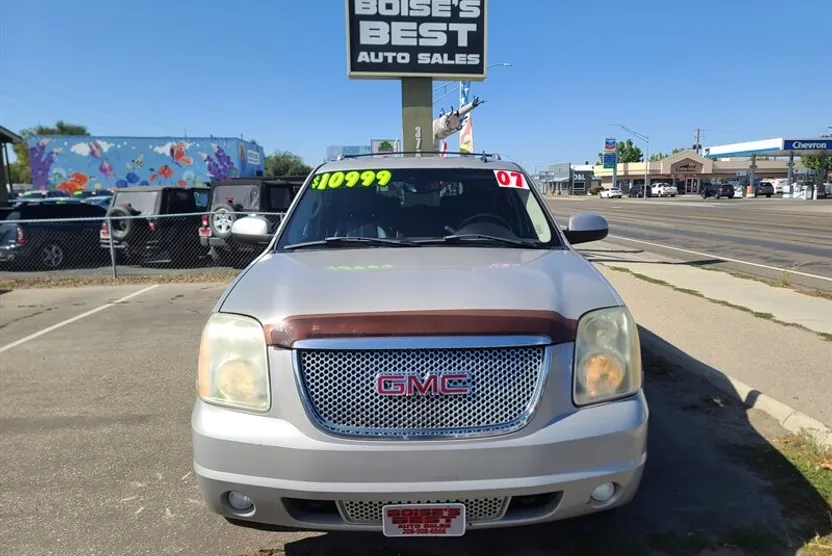 2007 Gmc Yukon XL Denali photo 1
