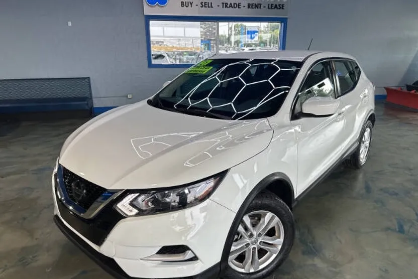 2021 Nissan Rogue Sport S photo 1