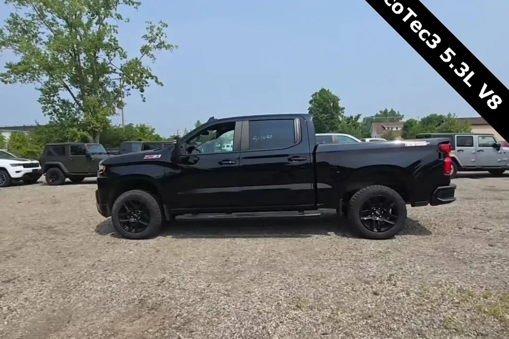 2021 Chevrolet Silverado 1500 LT Trail Boss photo 1