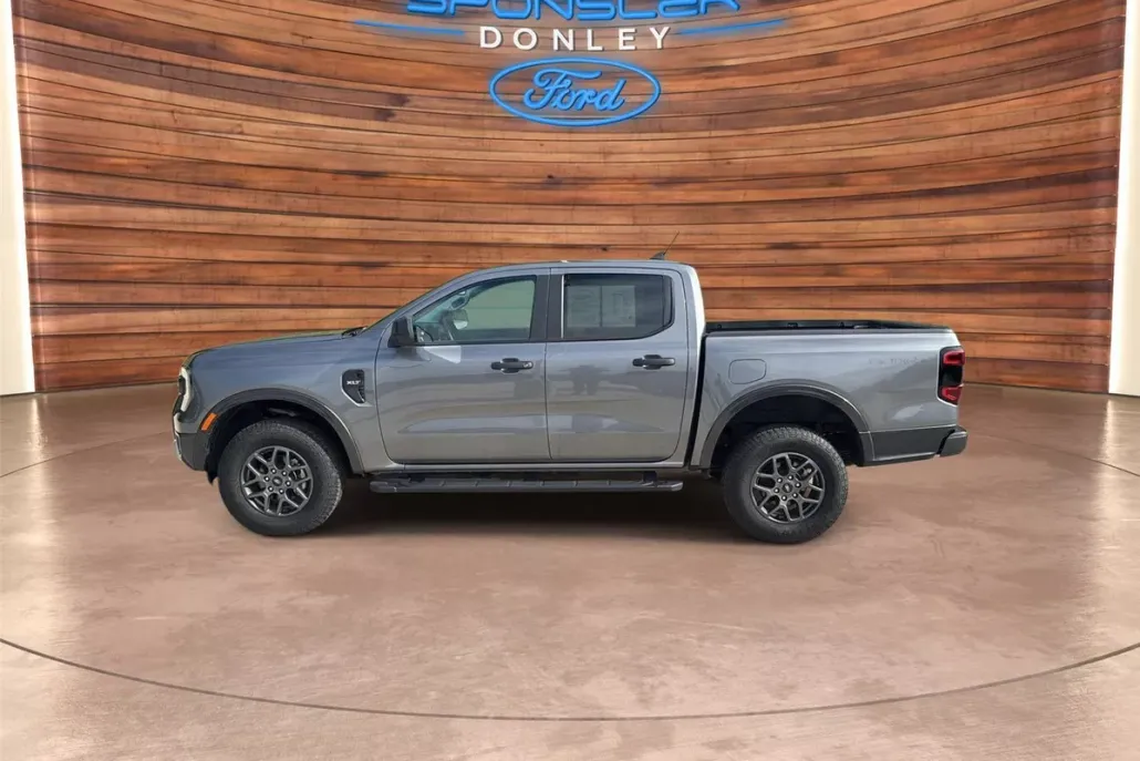 2024 Ford Ranger XLT photo 1