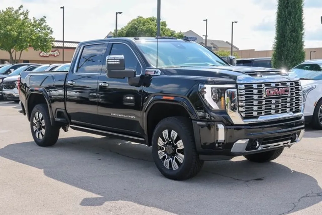 2026 Gmc Sierra 2500 HD Denali photo 1