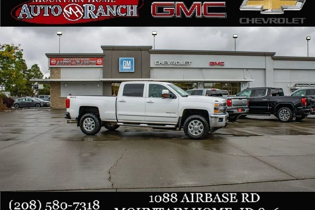 2015 Chevrolet Silverado 2500HD LTZ photo 1