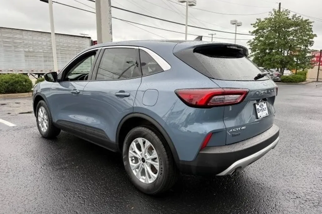 2024 Ford Escape Active photo 1