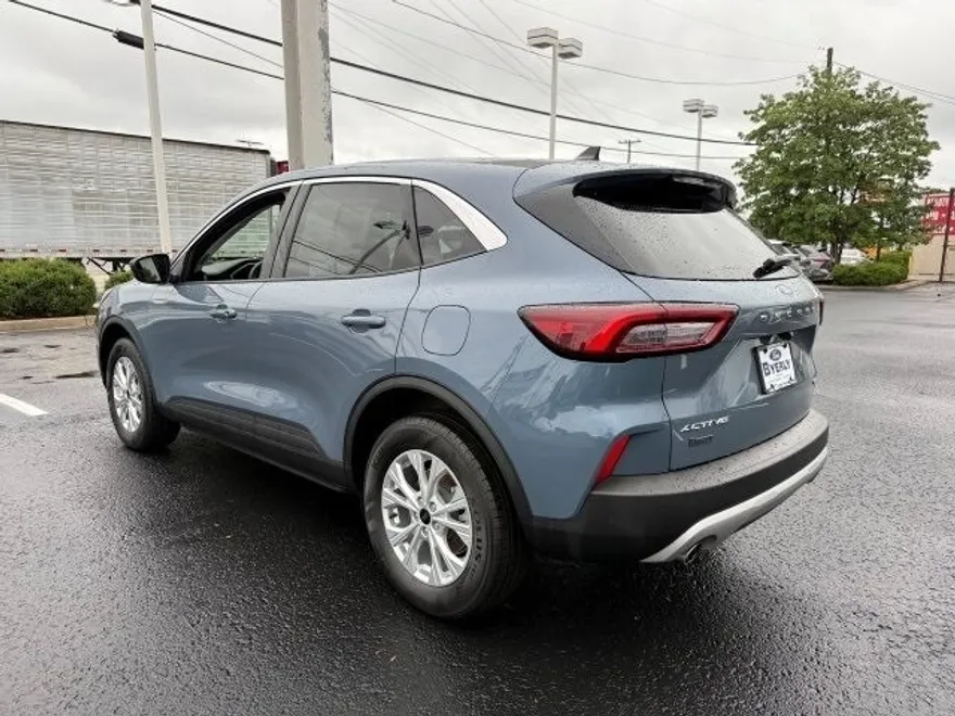 2024 Ford Escape Active photo 1