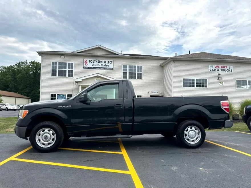 2010 Ford F-150 photo 1