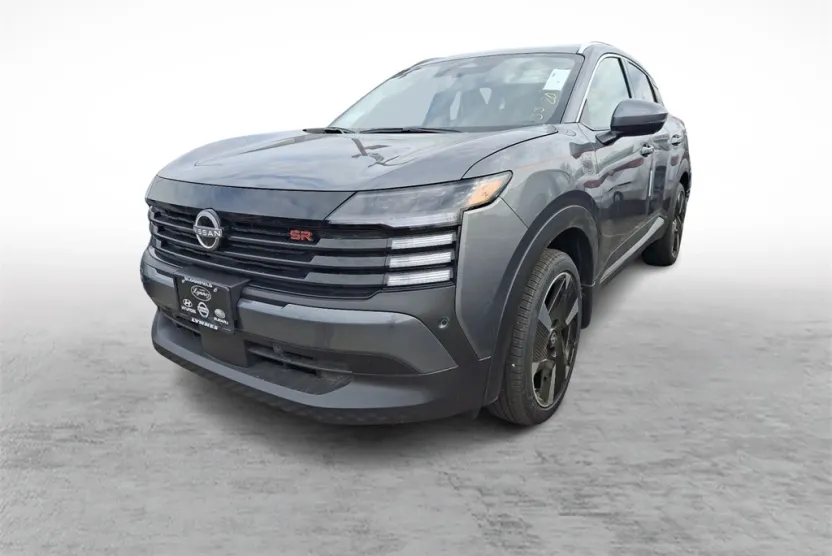 2025 Nissan Kicks SR photo 1