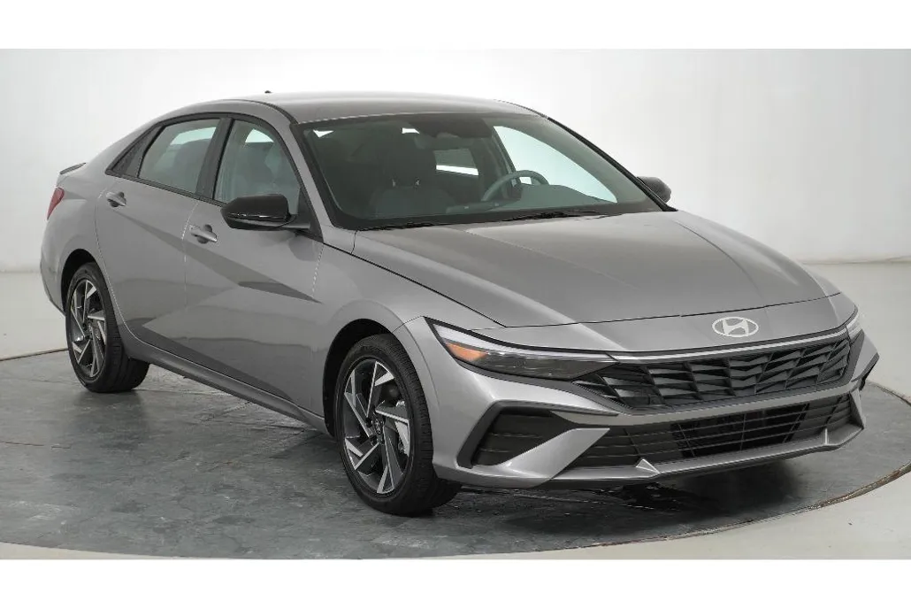 2025 Hyundai Elantra Hybrid SEL Sport photo 1
