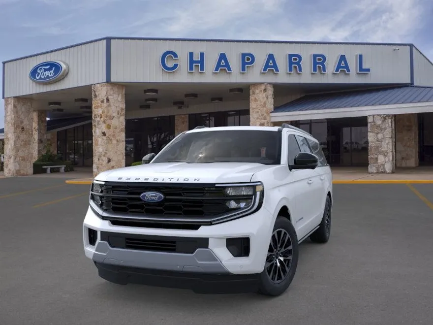2025 Ford Expedition MAX Platinum photo 1