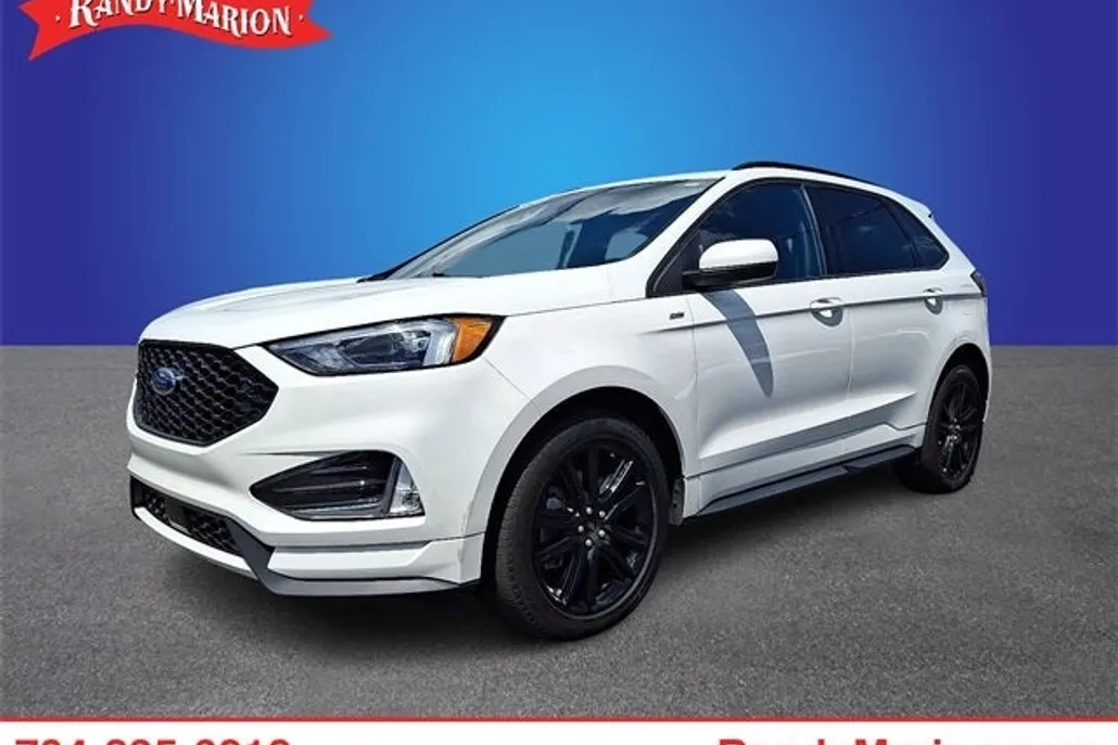 2022 Ford Edge ST photo 1