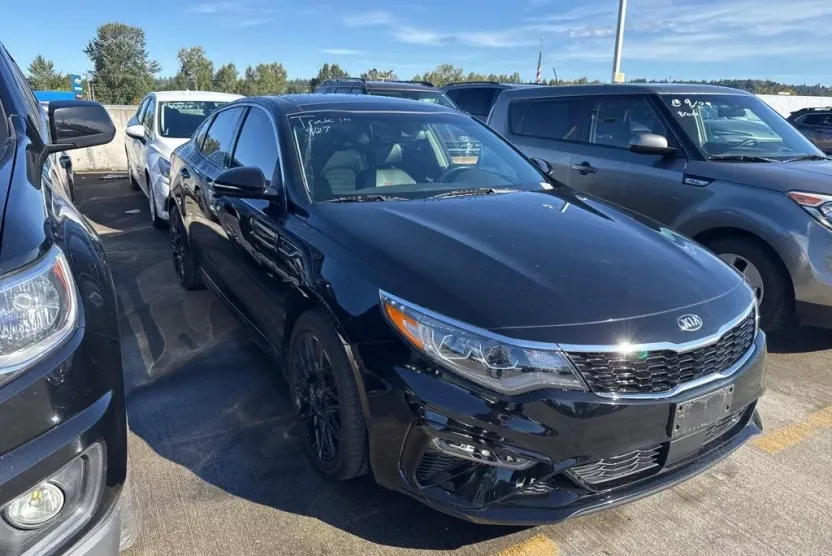 2020 Kia Optima SX photo 1
