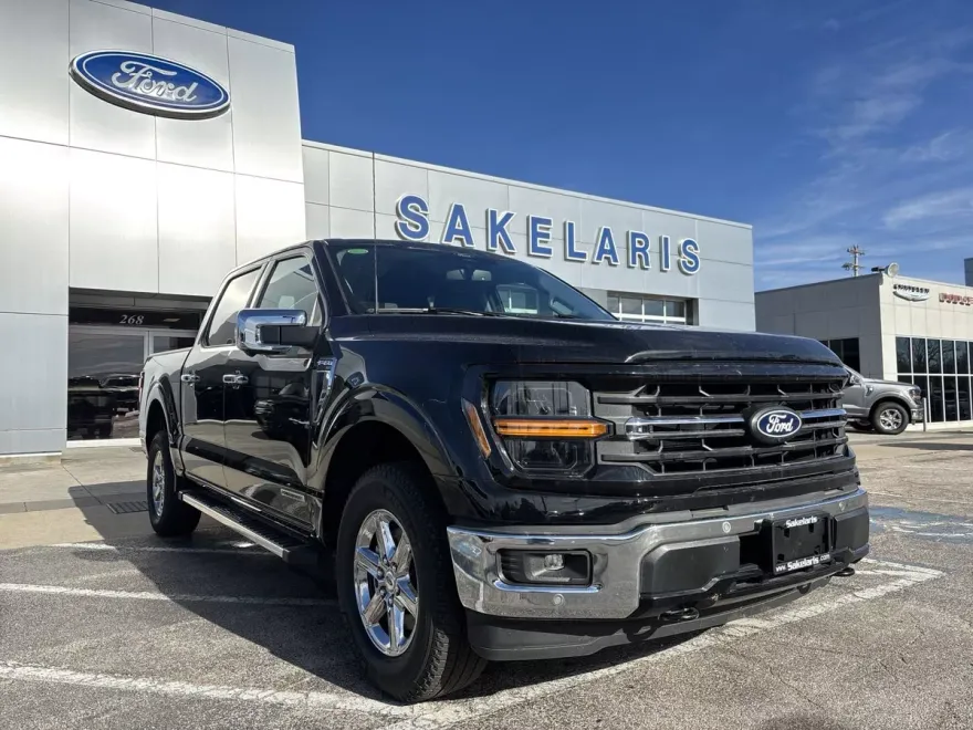 2024 Ford F-150 XLT photo 1