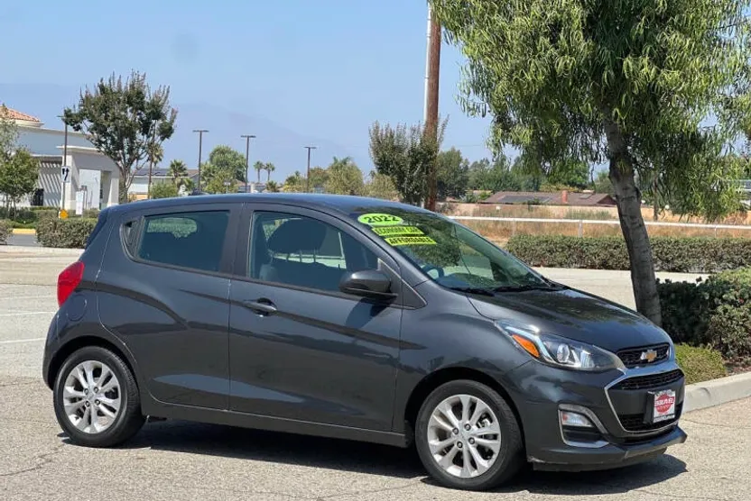 2022 Chevrolet Spark 1LT photo 1