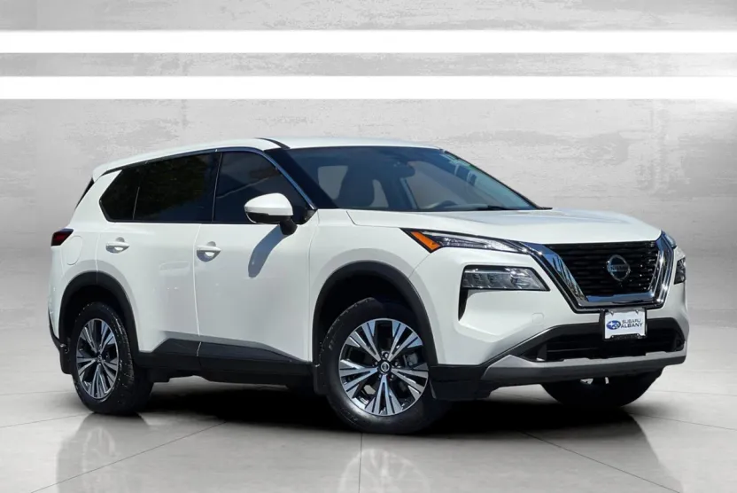 2021 Nissan Rogue SV photo 1