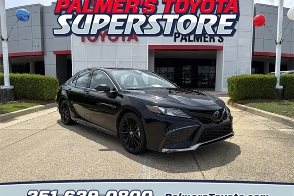 2023 Toyota Camry XSE photo 1