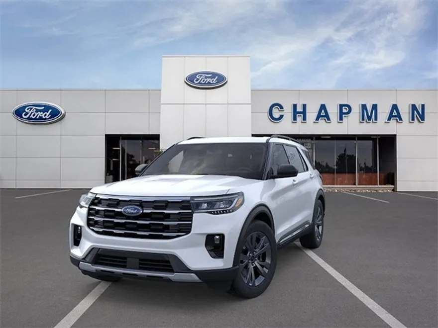 2025 Ford Explorer photo 1