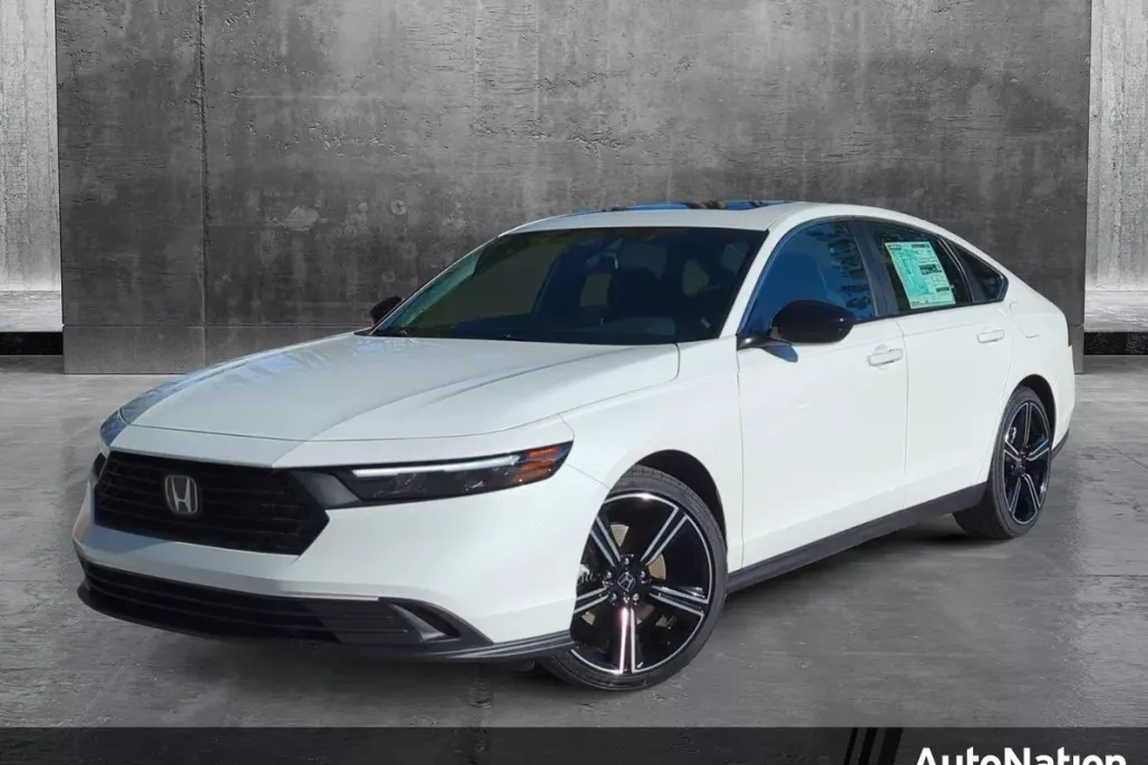 2025 Honda Accord Hybrid Sport photo 1