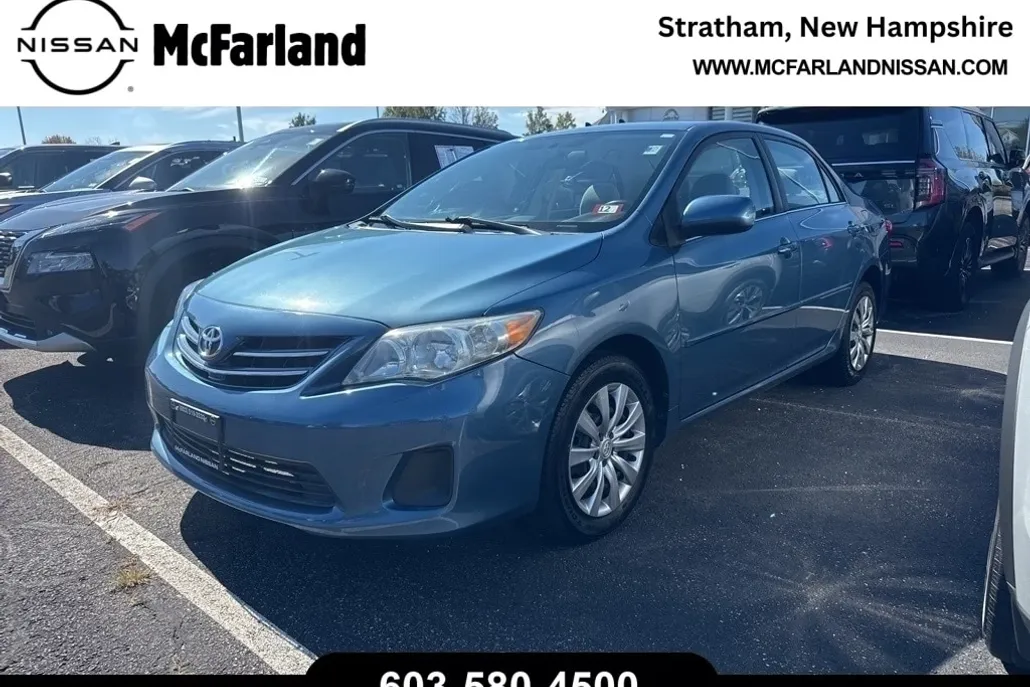 2013 Toyota Corolla photo 1