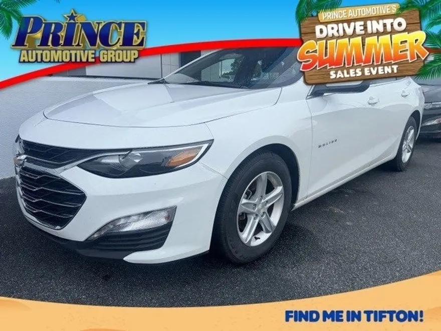 2024 Chevrolet Malibu 1LT photo 1