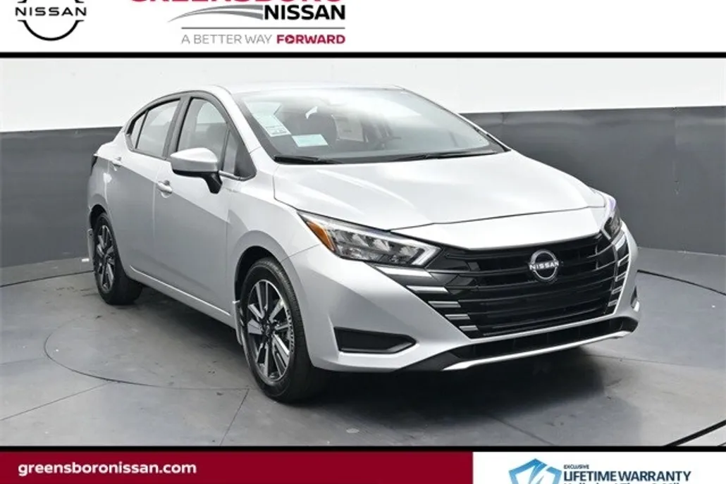2025 Nissan Versa 1.6 SV photo 1