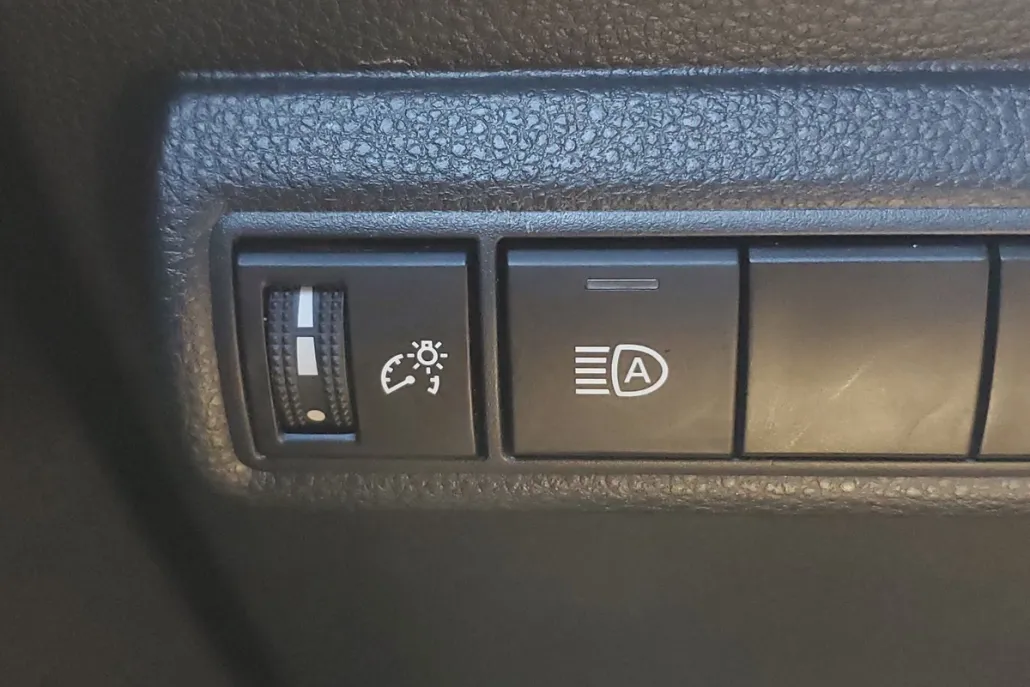 2024 Toyota Corolla SE photo 1