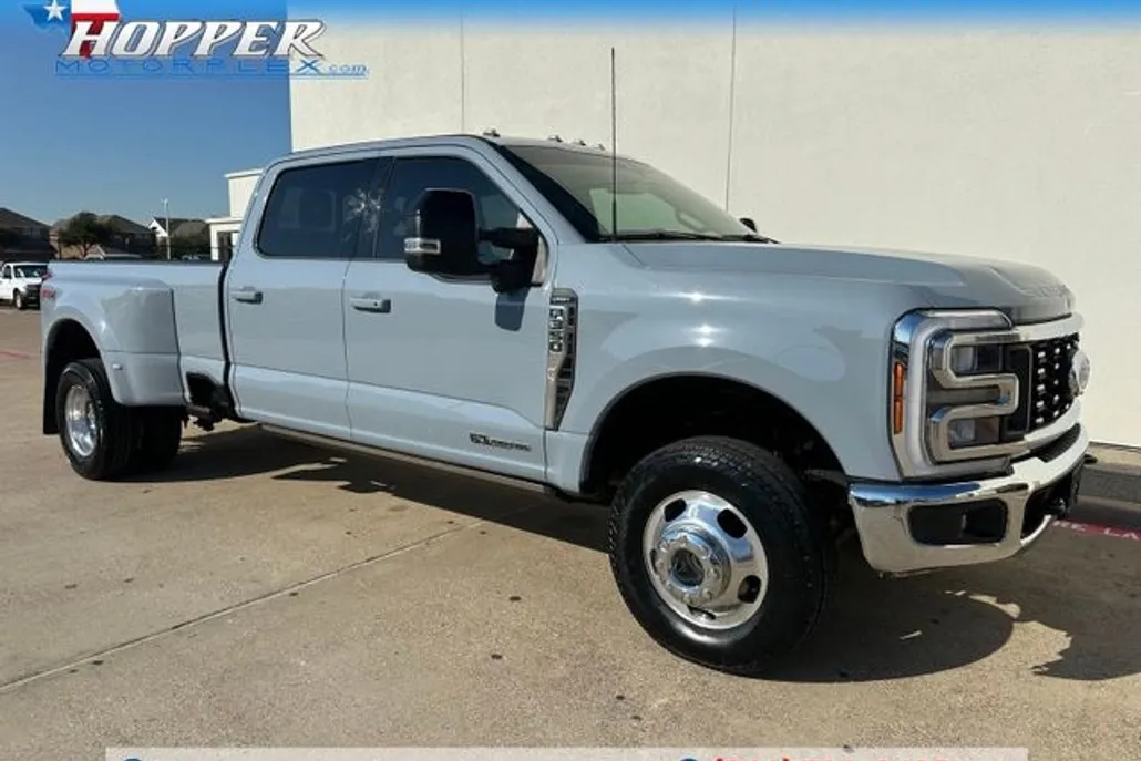 2024 Ford F-350 photo 1