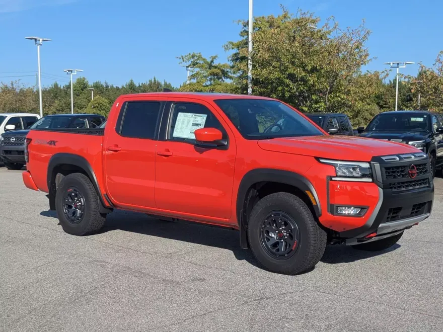 2026 Nissan Frontier Crew Cab PRO-4X photo 1