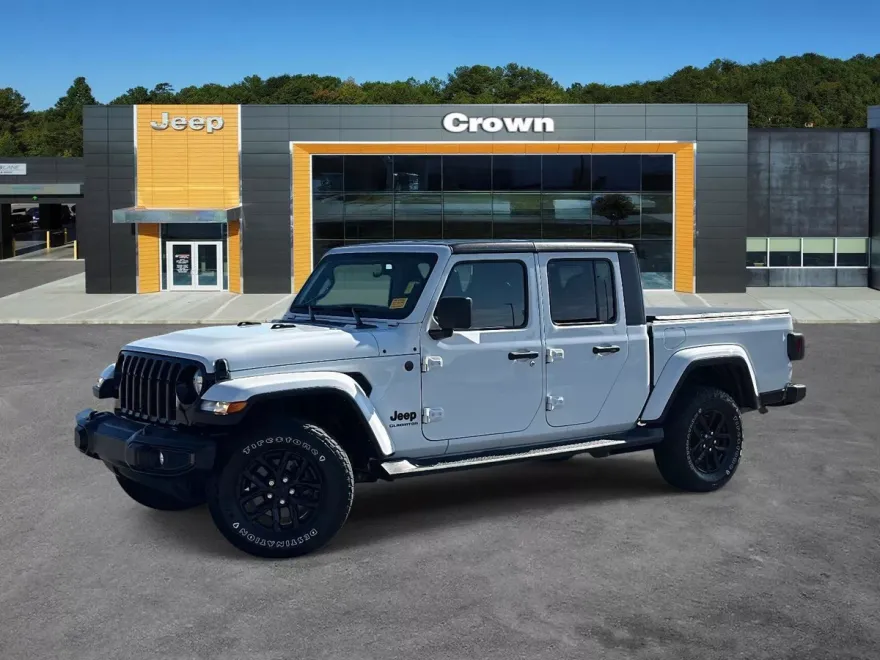2022 Jeep Gladiator Altitude photo 1
