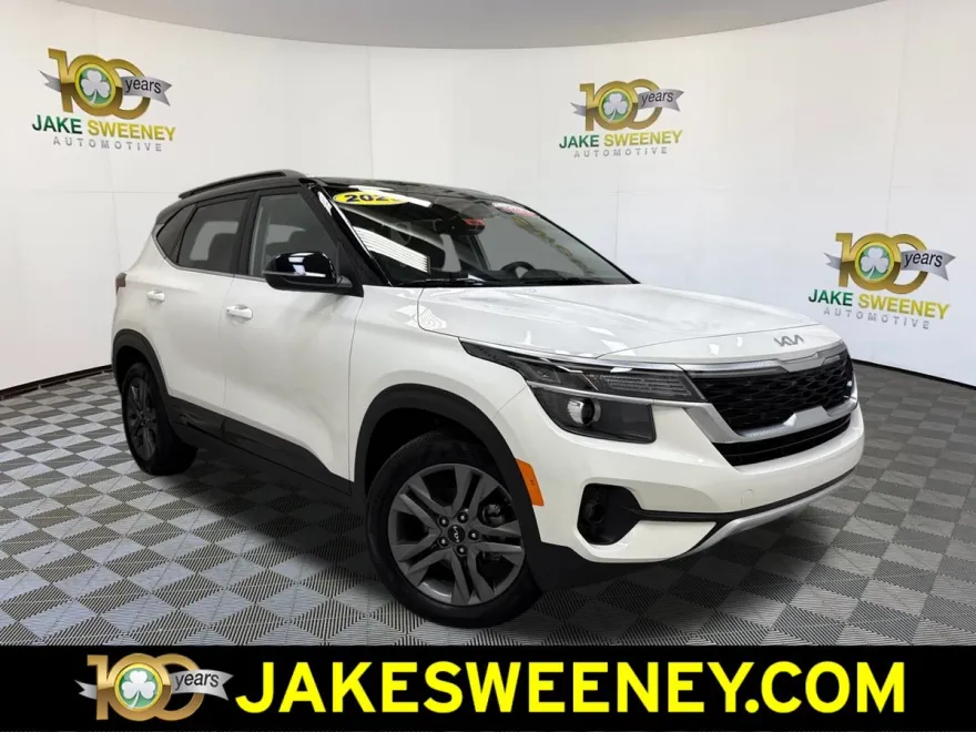 2023 Kia Seltos S photo 1