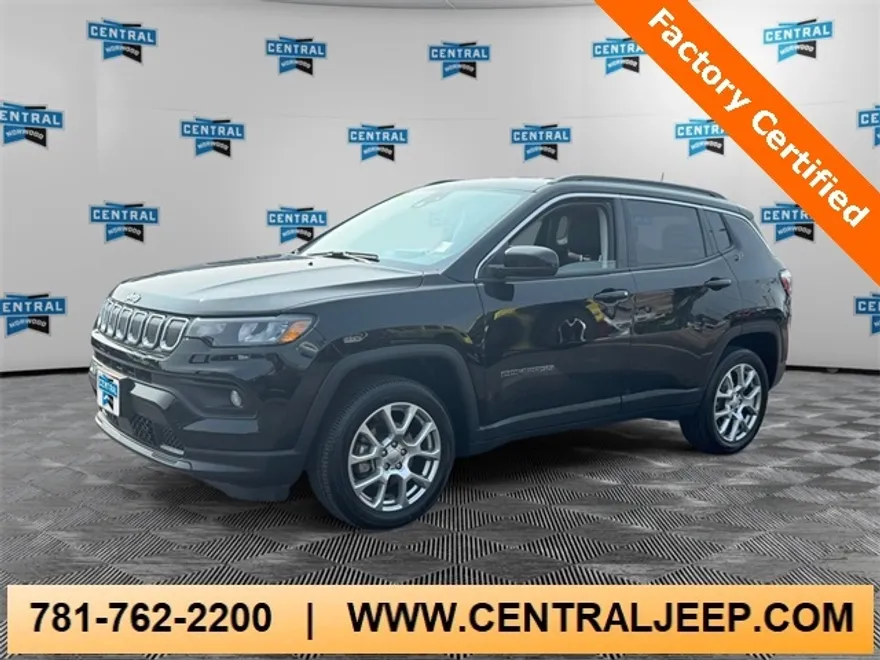 2022 Jeep Compass Latitude Lux photo 1