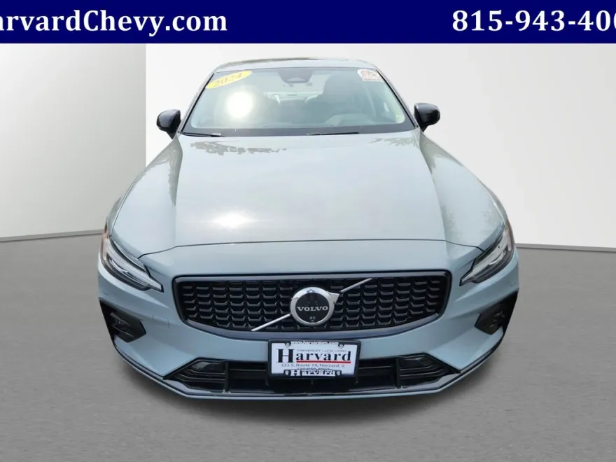 2024 Volvo S60 B5 Plus photo 1