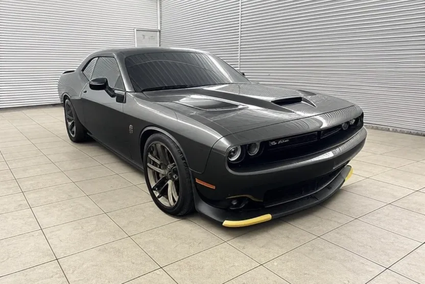 2022 Dodge Challenger R/T Scat Pack photo 1