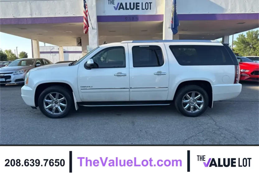 2012 Gmc Yukon XL Denali photo 1