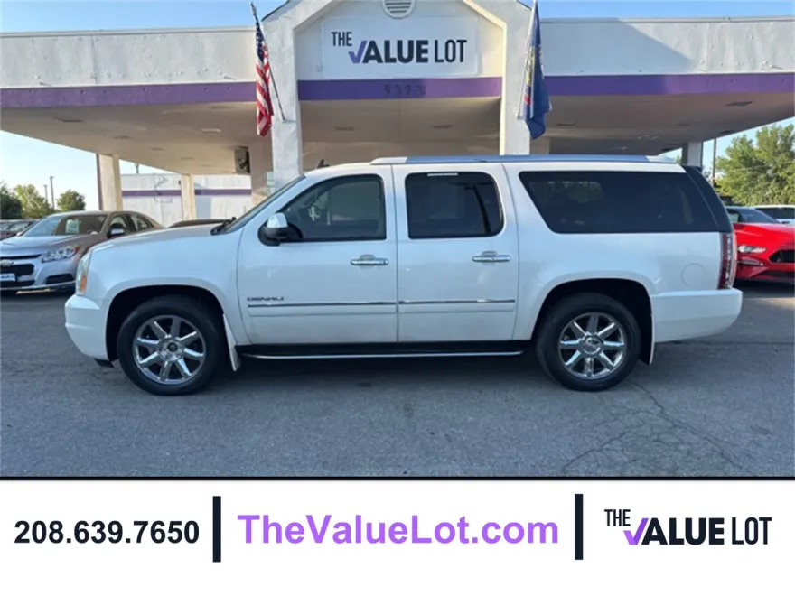 2012 Gmc Yukon XL Denali photo 1