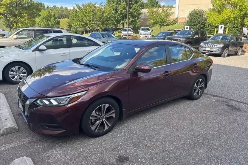 2021 Nissan Sentra SV photo 1