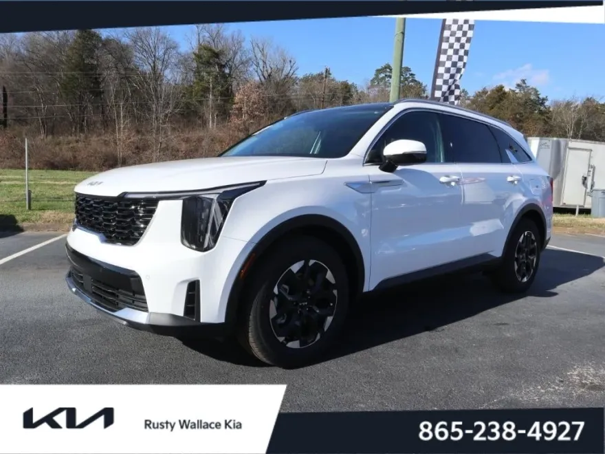 2025 Kia Sorento S photo 1