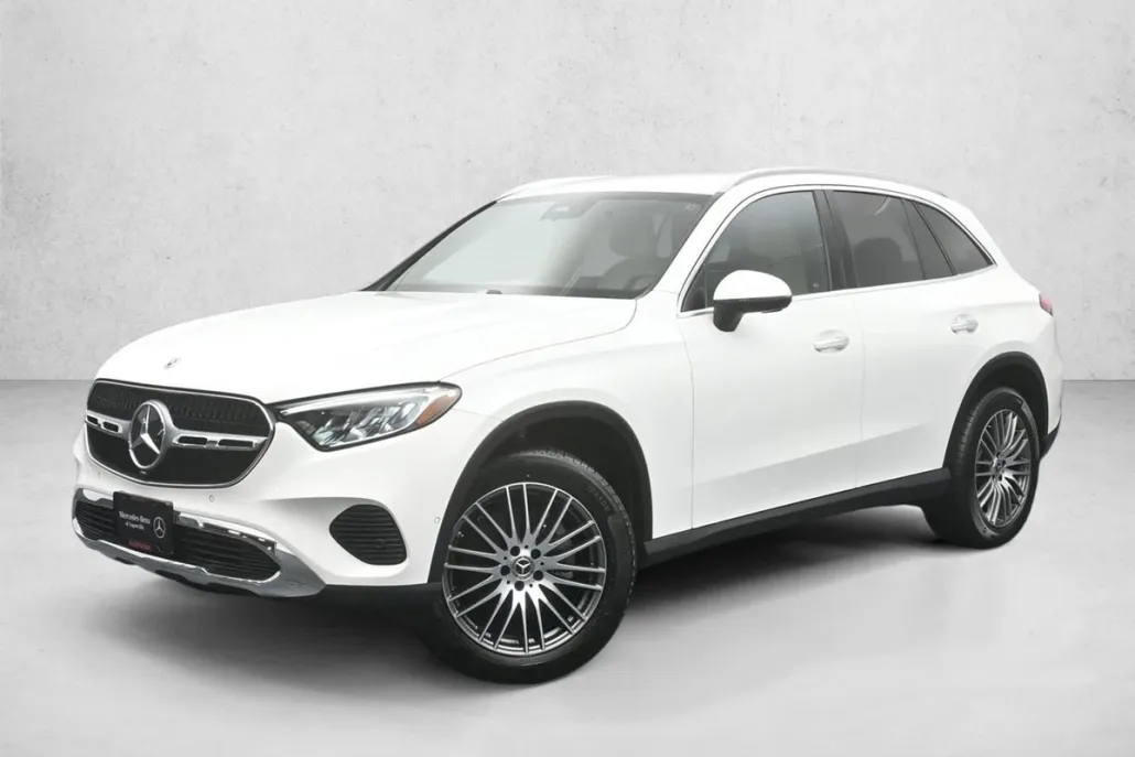 2025 Mercedes Benz GLC 300 4MATIC photo 1