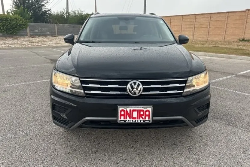 2020 Volkswagen Tiguan SE photo 1