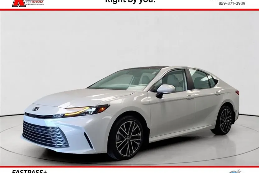 2025 Toyota Camry XSE photo 1
