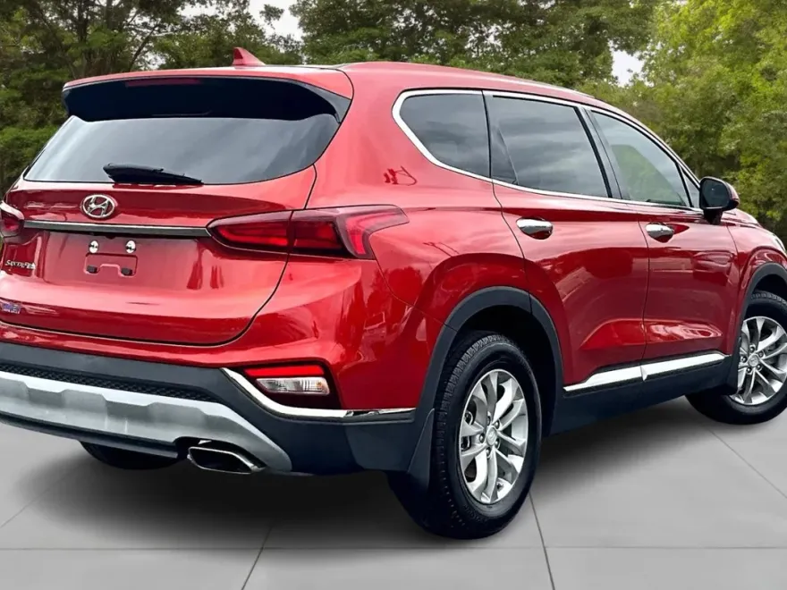 2019 Hyundai Santa Fe SEL photo 1