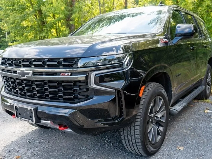 2021 Chevrolet Tahoe Z71 photo 1