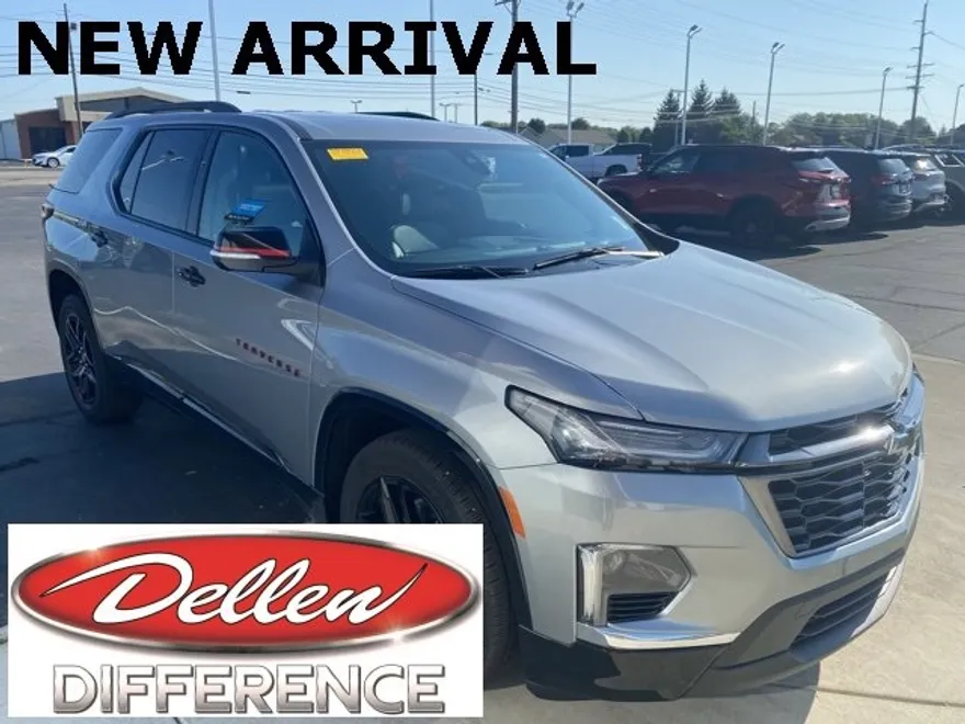 2023 Chevrolet Traverse Premier photo 1